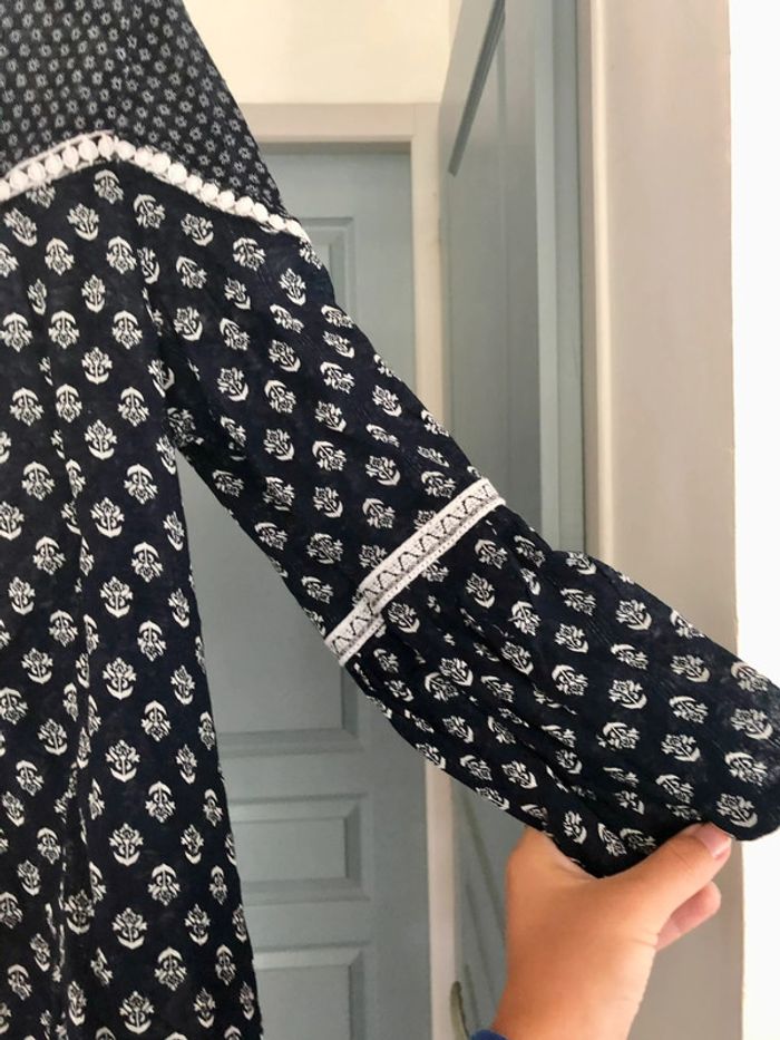 Blouse bleu marine à motifs Only taille XS - photo numéro 4