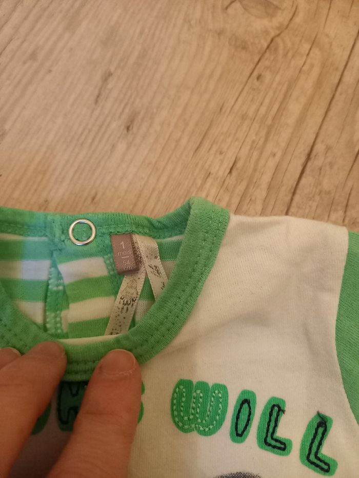 Ensemble tee shirt et salopette - photo numéro 4
