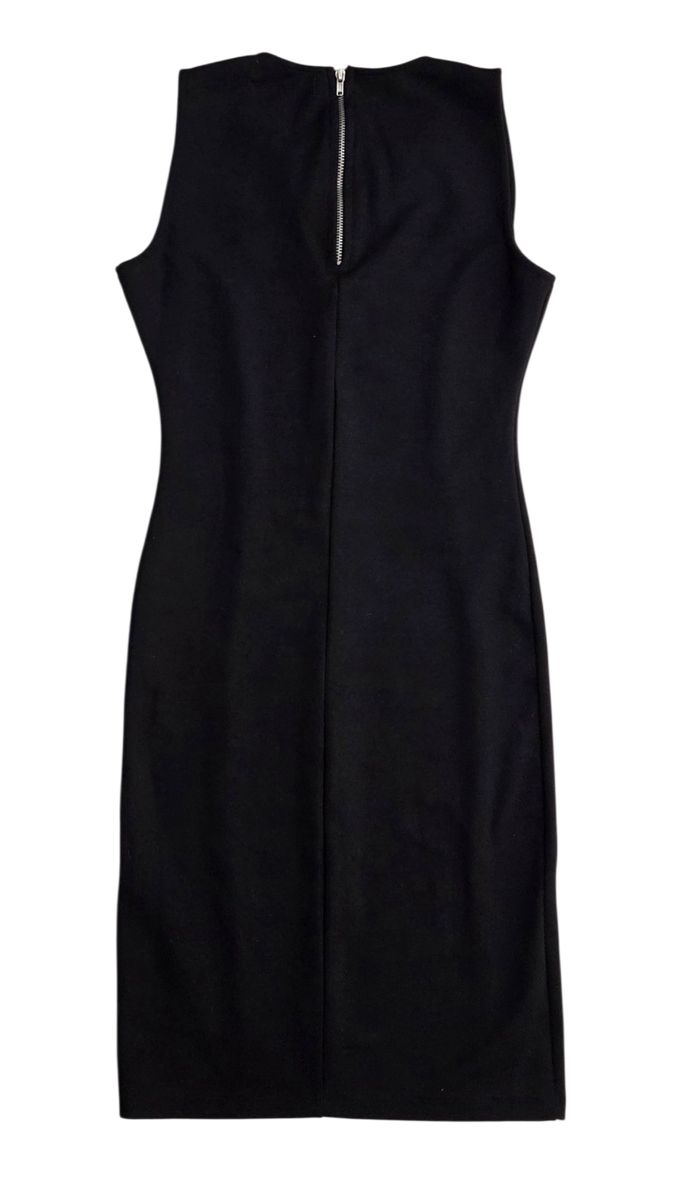 Robe Pull & Bear taille S noire en très bon état - photo numéro 2