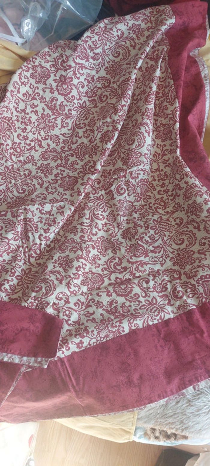 Nappe imprimée 170x130