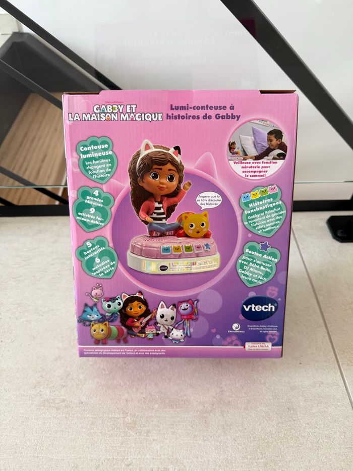 Gabby et la maison magique lumi conteuse à histoire - photo numéro 2