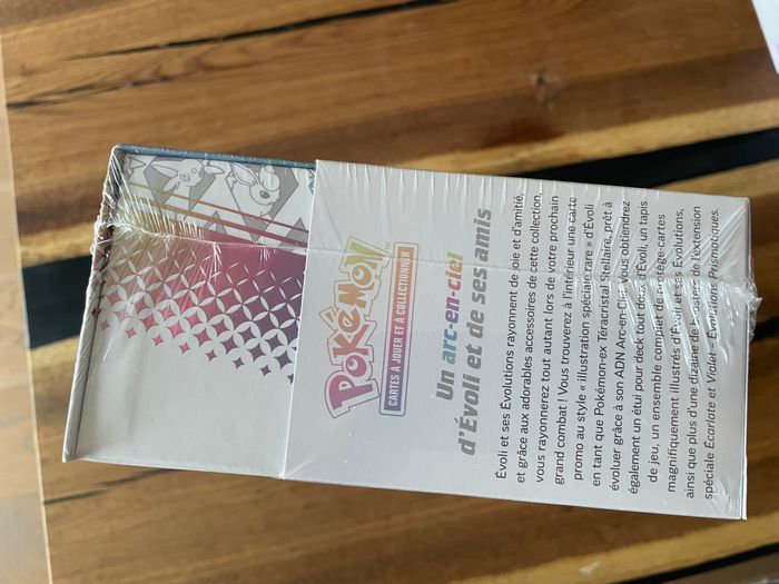 Coffret Super Premium Pokémon Évolutions Prismatiques (EV8.5) 8.5 - photo numéro 5