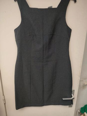 Robe grise taille 42