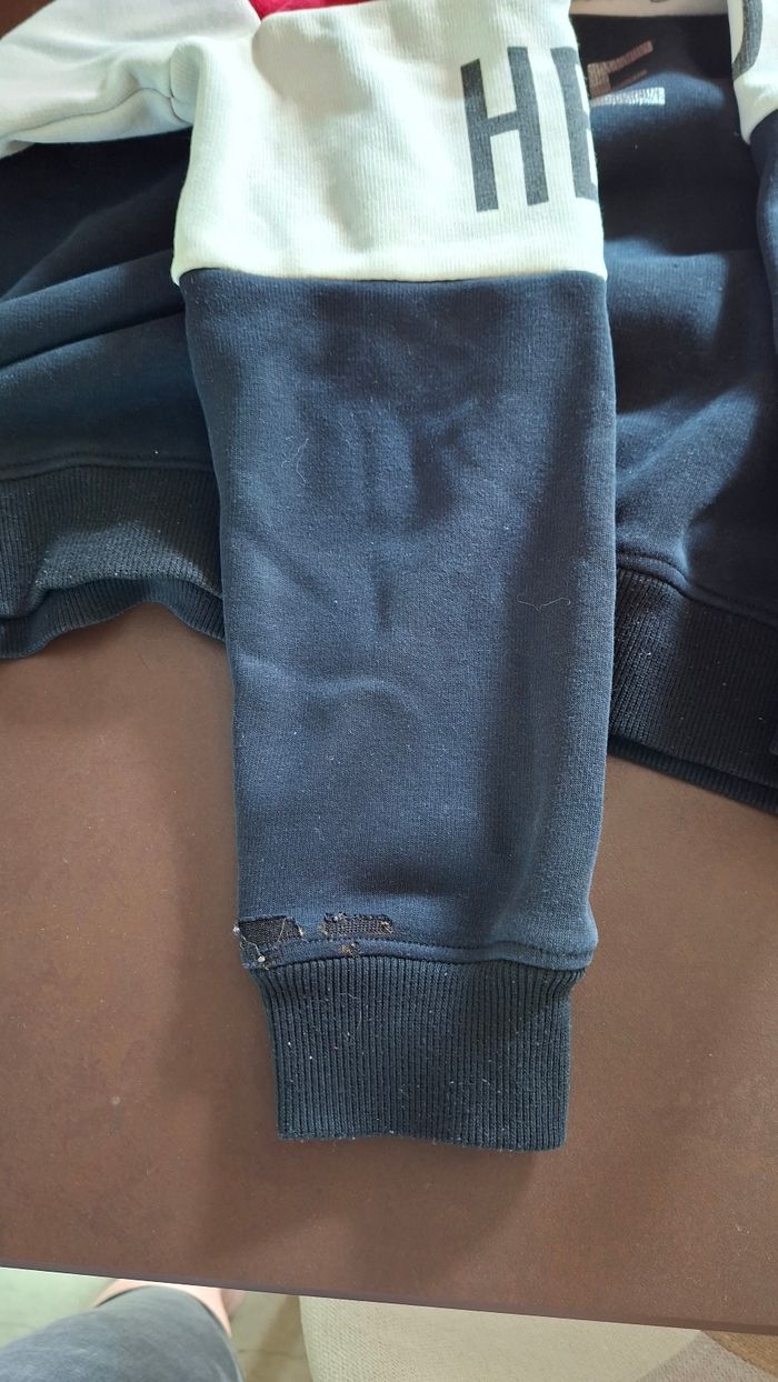 Lot vêtements fille 10 ans - photo numéro 9