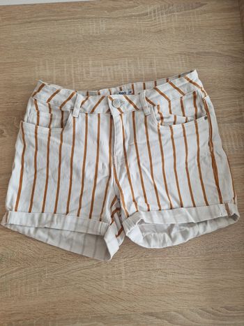 🌟 Short rayé blanc et marron 🌟