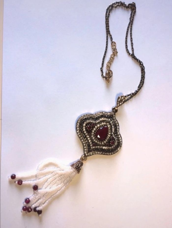 Collier style ancien