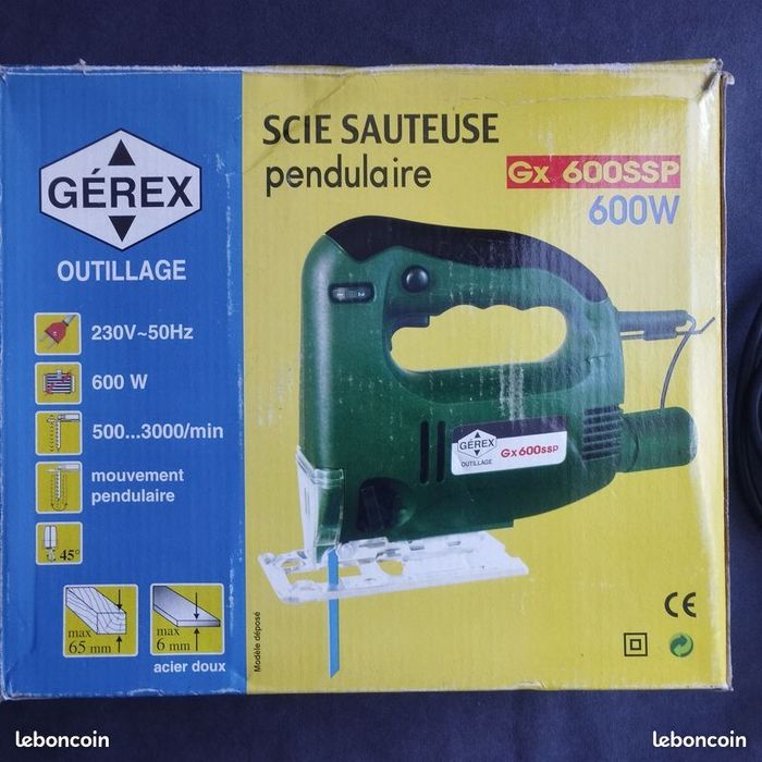 Scie sauteuse pendulaire 600W