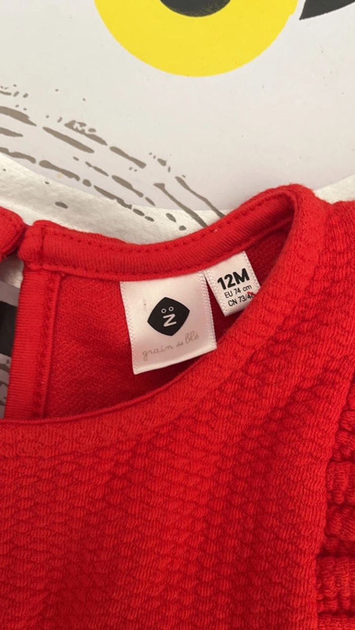 Robe rouge neuve - photo numéro 2