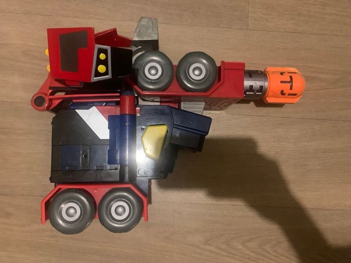 Pistolet camion transformer marque hasbro édition 2007 - photo numéro 2