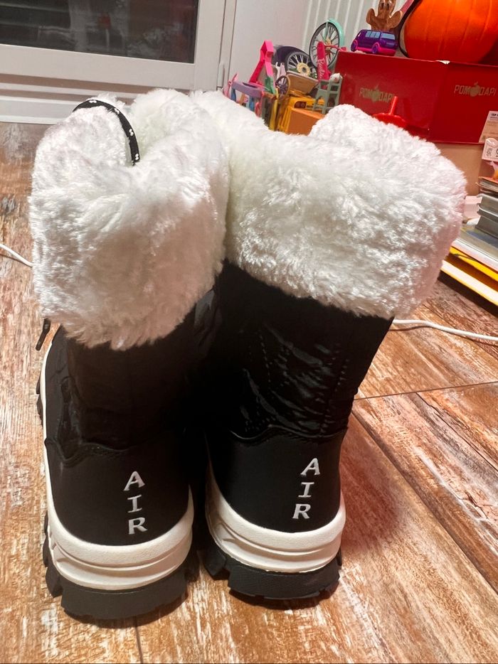 Taille 38 après-ski noir neuf - photo numéro 3