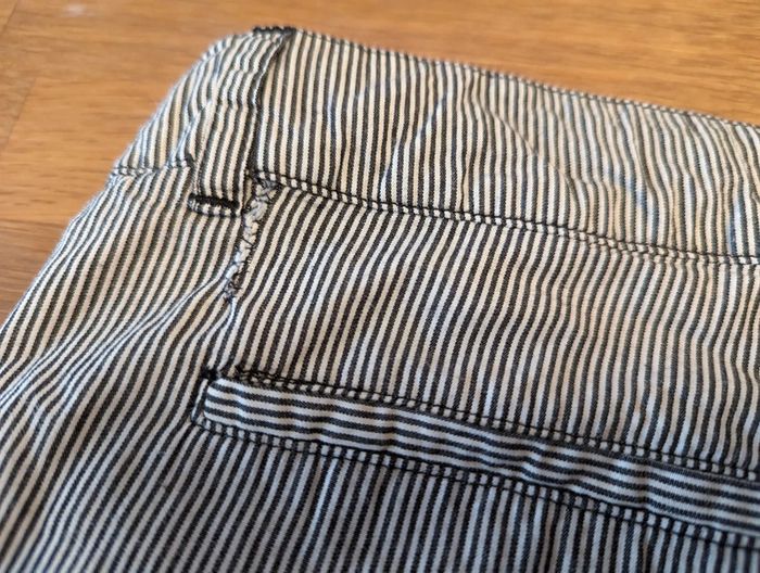 Pantalon / pantacourt léger fille 10 ans Naf Naf - photo numéro 7