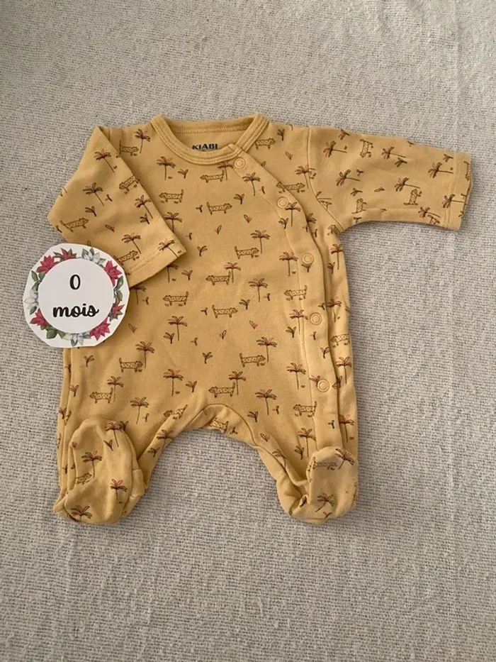 Pyjama Kiabi très bon état 0 mois