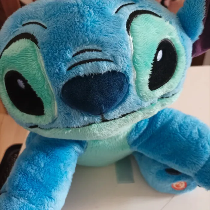 Peluche Stitch qui s'éclaire - photo numéro 7