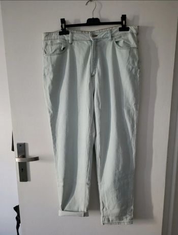 Très beau jeans boyfriend 
Camaïeu 
Taille 44

Neuf sans étiquette 🏷