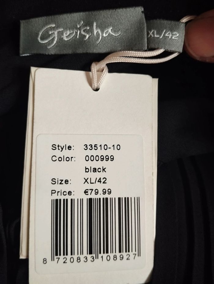 Neuve! Jolie chemise noire en voile Geisha taille 42 - photo numéro 3