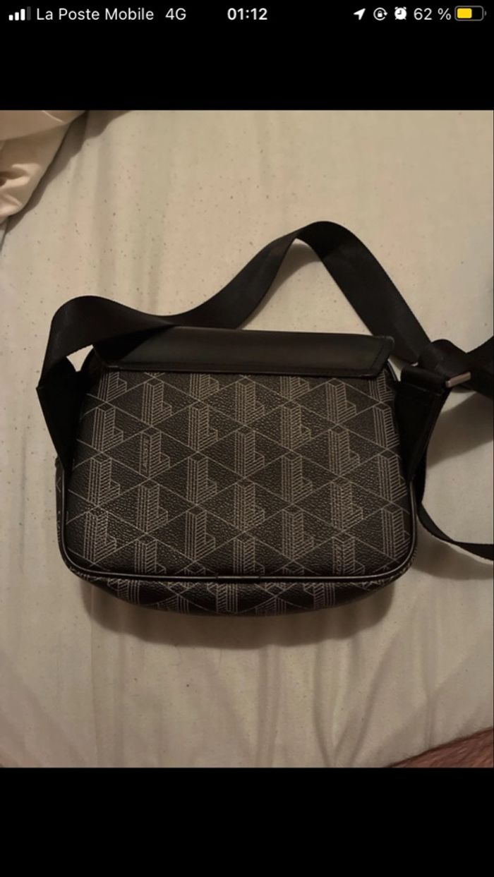 Sacoche Lacoste - photo numéro 3