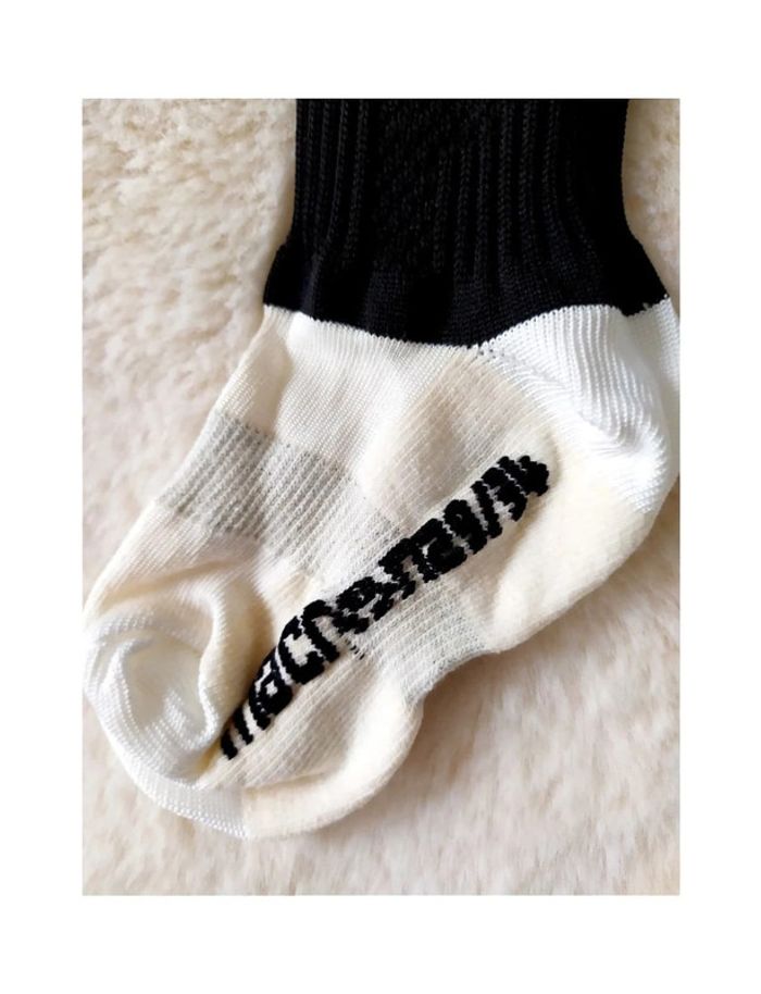 Chaussettes de foot Macron taille 29/34 - photo numéro 2