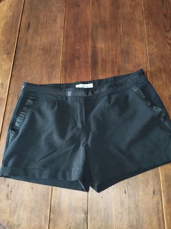 Short noir 42