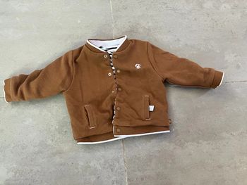 Veste ou gilet réversible obaibi 12 mois