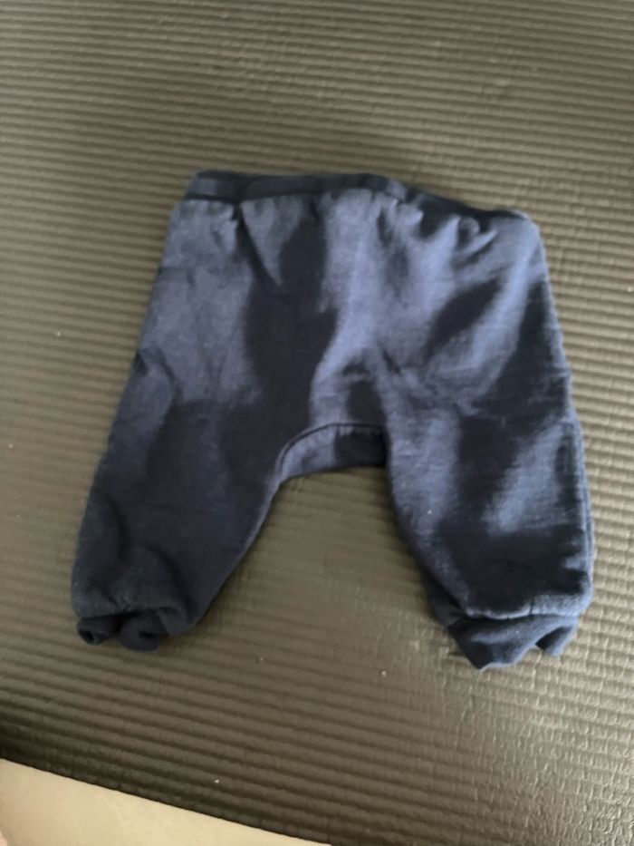 Lots joggings 3 mois - photo numéro 5