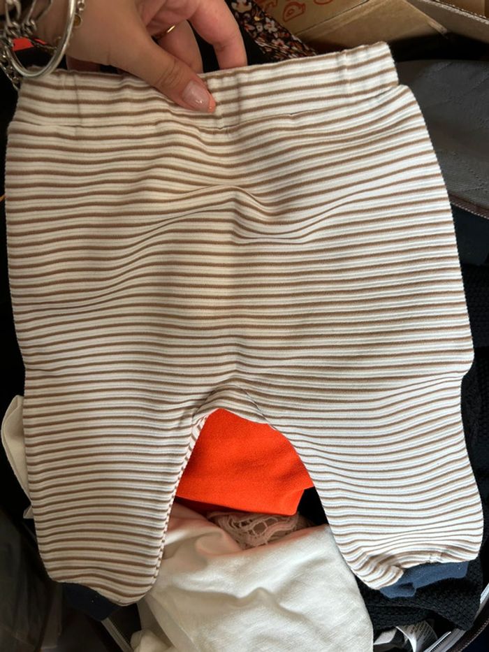 Pantalon rayures obaibi 6 mois - photo numéro 3