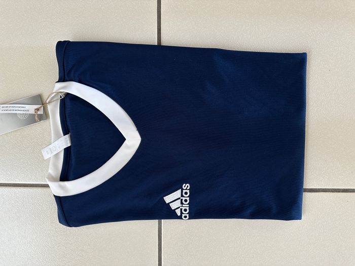 Tee shirt adidas taille 36 bleu et blanc NEUF avec étiquette - photo numéro 6