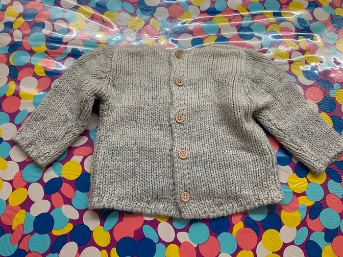 Pull 12 mois - photo numéro 2