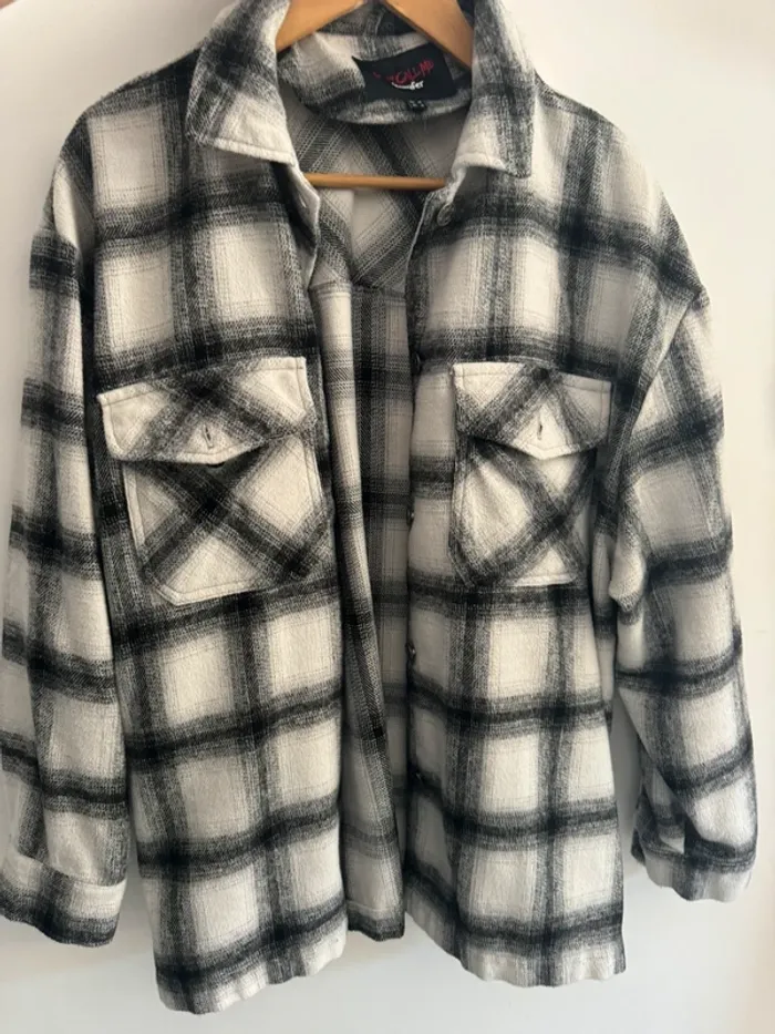 Veste à carreaux noir et blanche - photo numéro 3