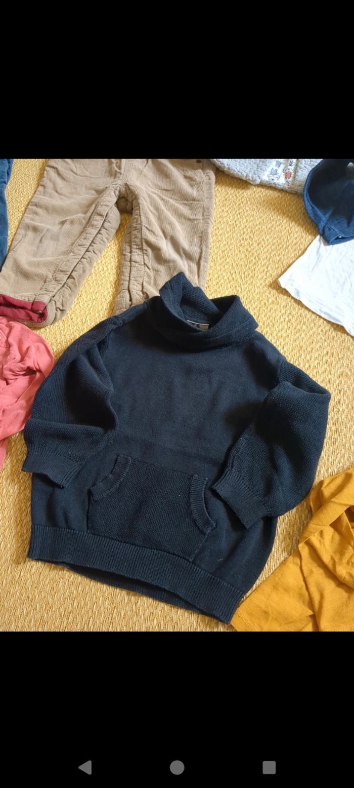 Lot de 8 vêtements automne/hiver garçon 18 mois - photo numéro 3