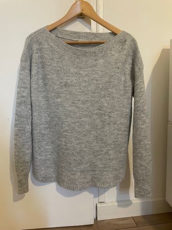 Pull gris