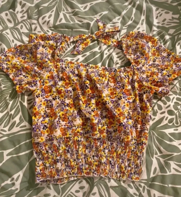 🌸 Top fleuri Cache Cache – Taille 38 – Neuf - photo numéro 4