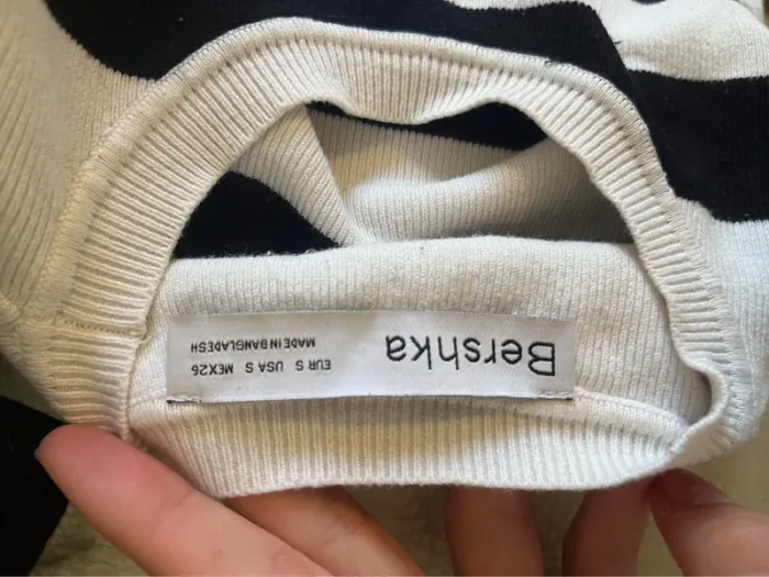 Sous pul Bershka - photo numéro 3
