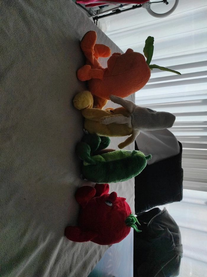 Lot peluche légumes - photo numéro 3