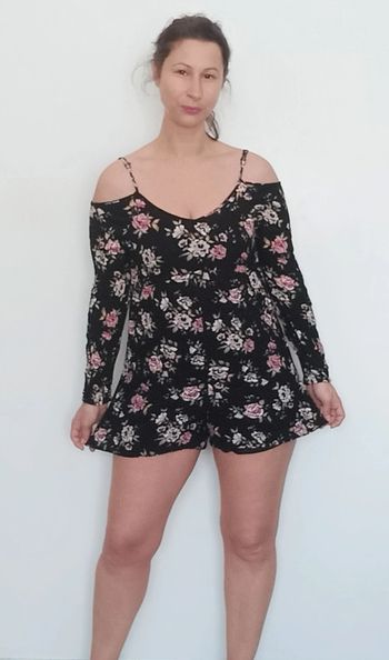 Combi short fleurie épaules nues