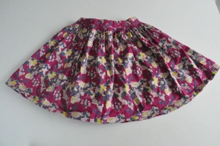 Jupe United Colors of Benetton 7 ans