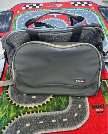 Sac à langer BEABA gris – complet avec accessoires