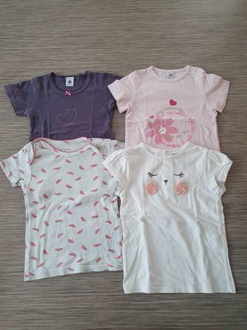 4 t.shirts T.3A