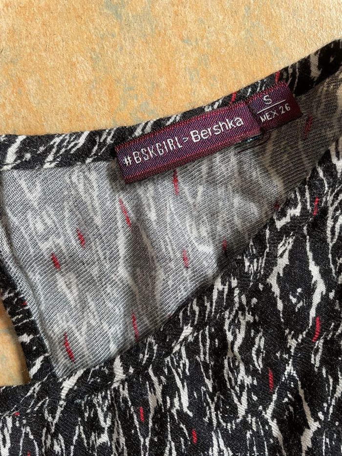Combi short à motifs manches 3/4 Bershka taille S très bon état - photo numéro 4