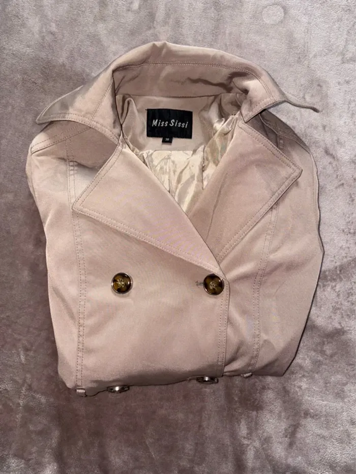 Trench femme taille 38 beige en très bon état - photo numéro 12