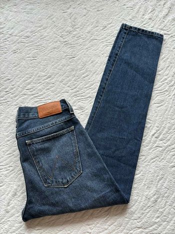 Jean Wrangler Larston bleu foncé délavé coupe slim tapered homme taille W28 38 M L32