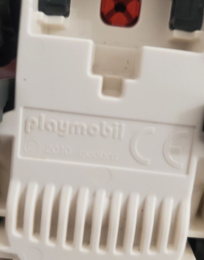 Playmobil Top Agent Voiture modulable avec son agent secret et accessoires Très Bon état - photo numéro 10