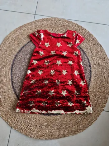 Jolie robe fantaisie en sequins motifs étoiles DPAM fille taille 4 ans