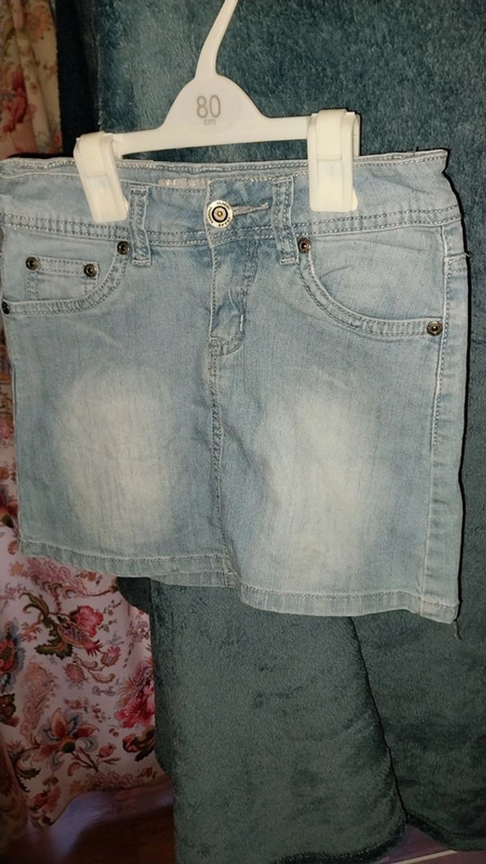 Jupe en jean 8 ans Très bon état - photo numéro 9