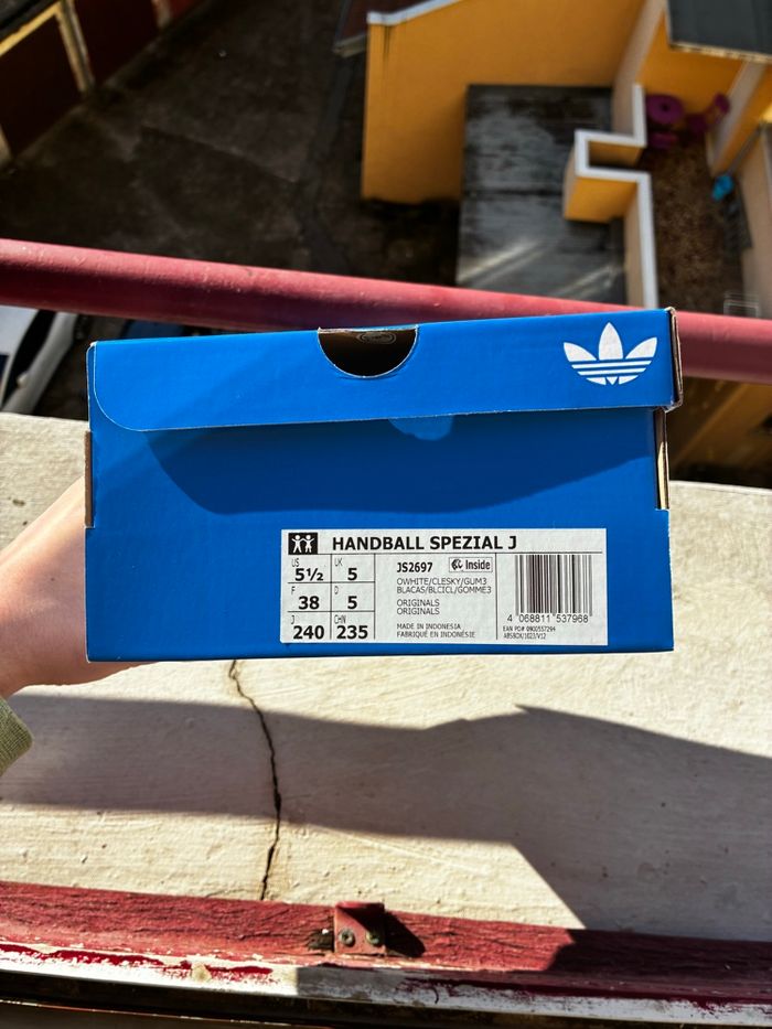 Adidas Spezial Off White/Clear Sky/Gum - photo numéro 9