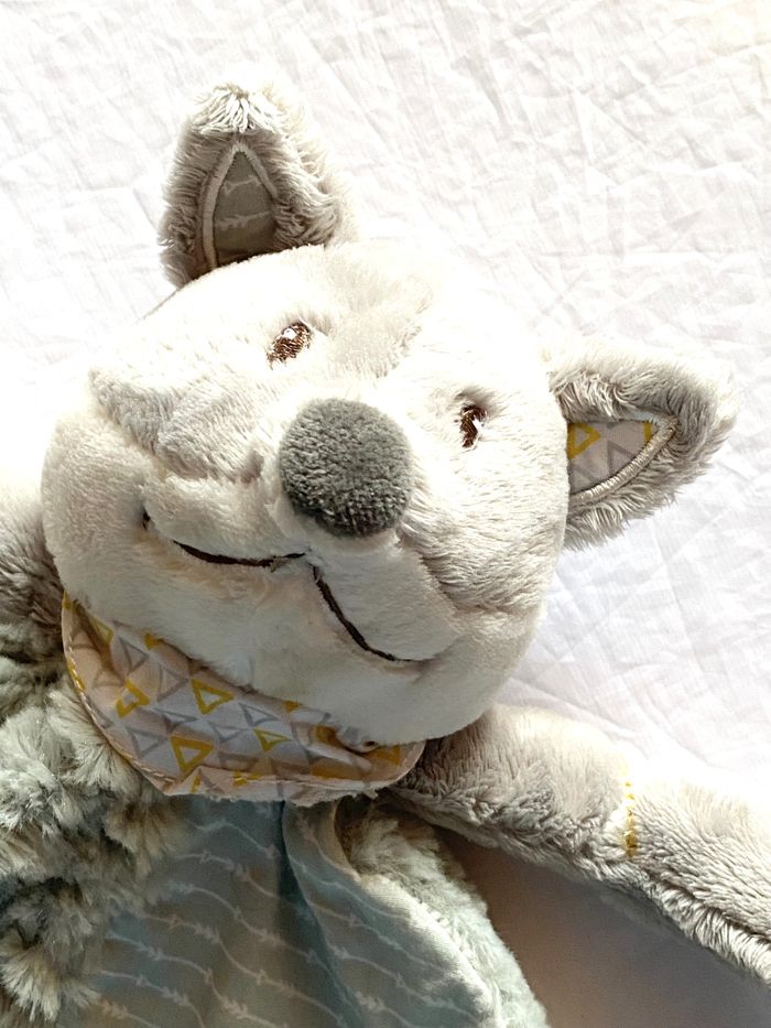 Renard Gris Doudou Robe Verte Partie Fourrure Partie Lignes Verticales Peluche Petits Enfants Bébés - photo numéro 3