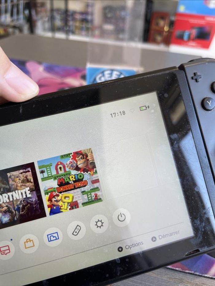 Nintendo Switch - photo numéro 3