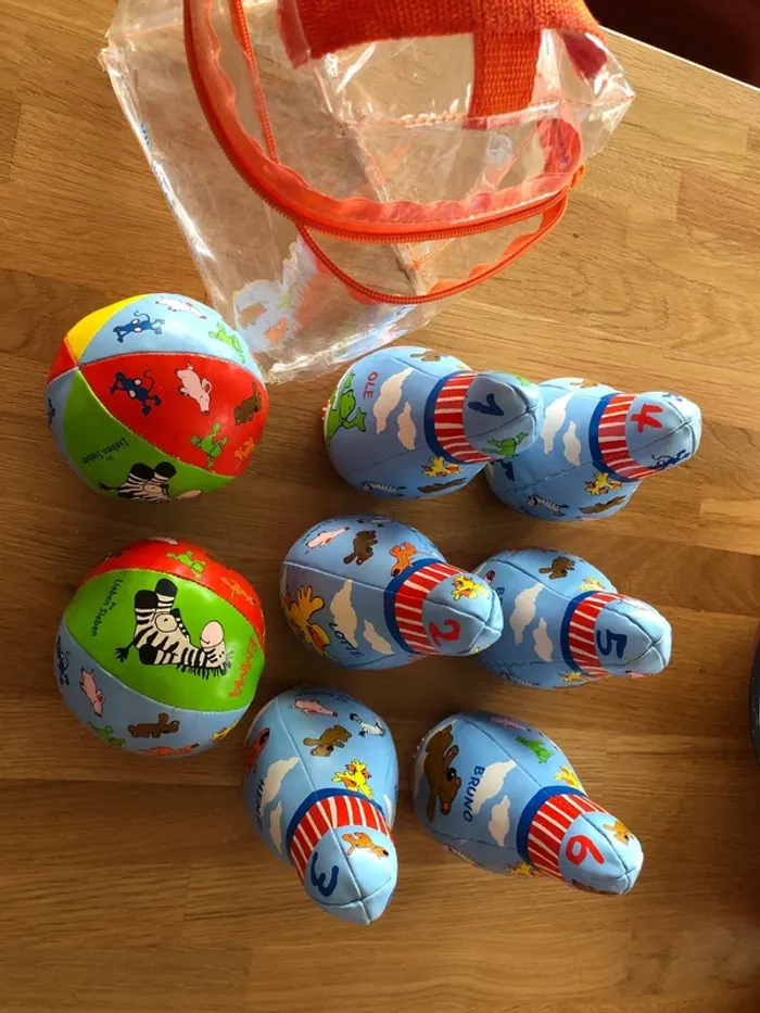 Jeu de quilles en cuir - photo numéro 2