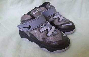 Chaussure Nike Bébé Lebron Zoom Soldat VIII Noir & Gris