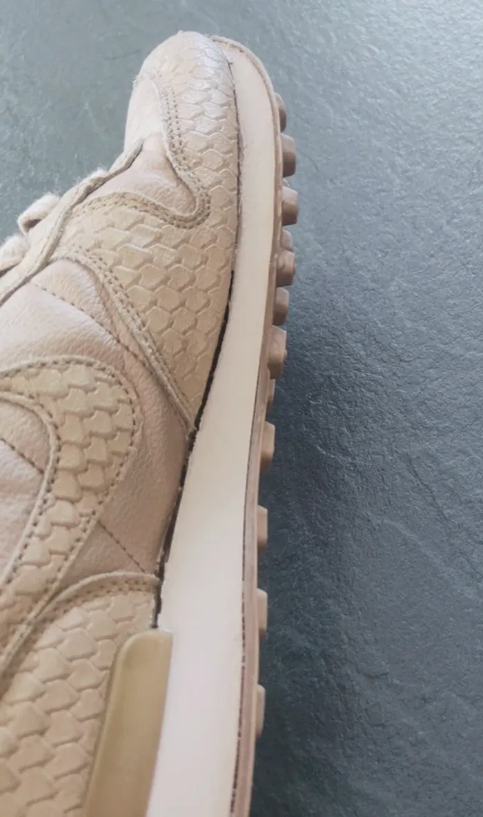 Nike Internationalist femme doré taille 39 - photo numéro 11