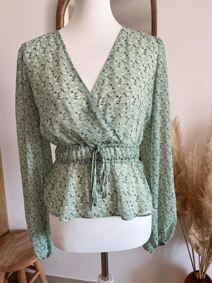 Blouse verte/menthe fleurie Stradivarius - photo numéro 3